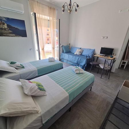 Costa Del Sole Bed & Breakfast Salerno Ngoại thất bức ảnh